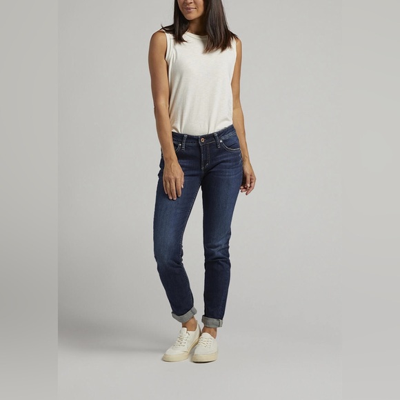 NWT Silver Jeans size‎ 29 Women’s Boyfriend Midrise Slim Leg Indigo Jeans 💙 - Picture 1 of 14